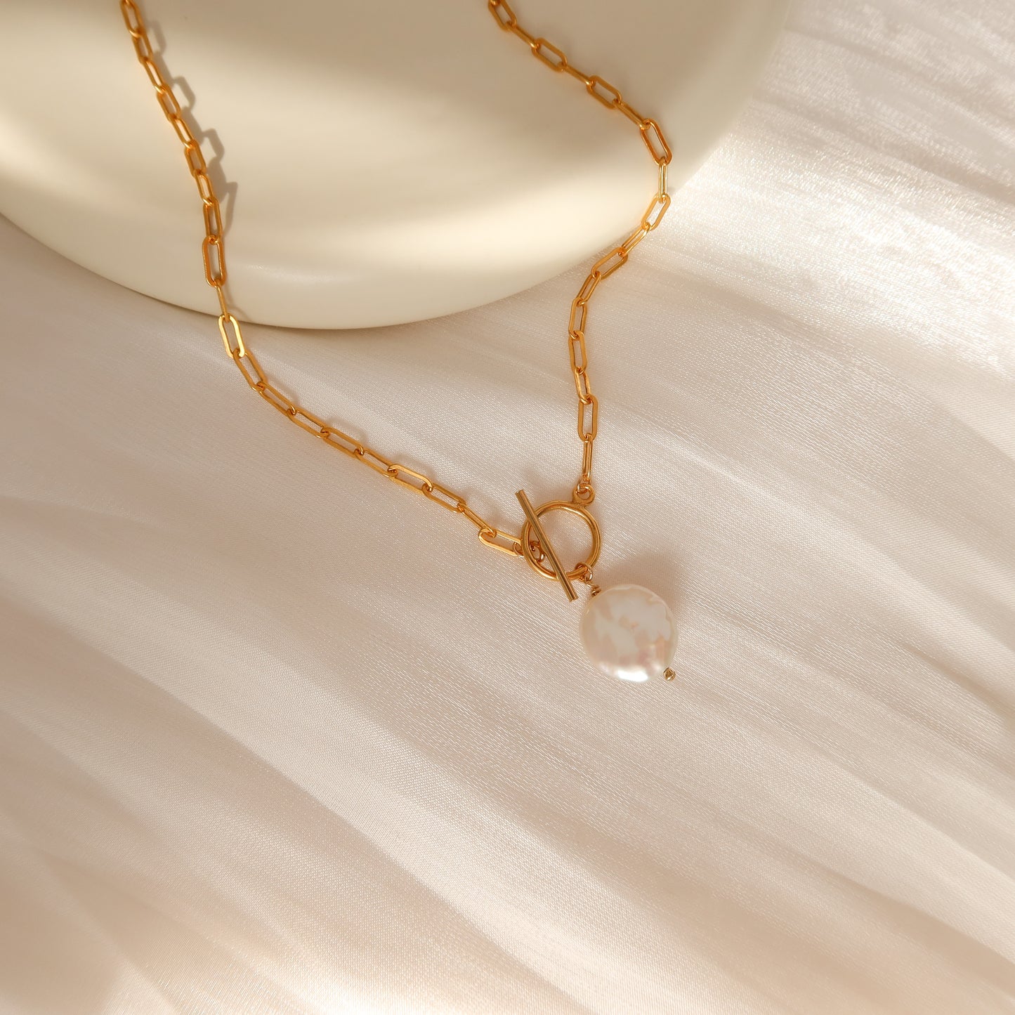 Carina Coin Pearl Necklace