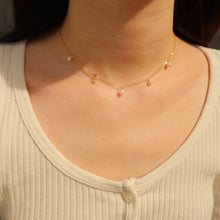 Load image into Gallery viewer, Léa Necklaces
