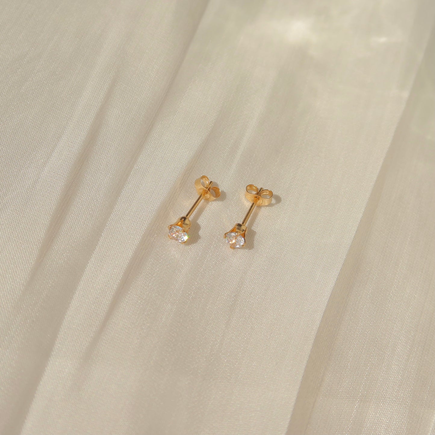 Solitaire Studs