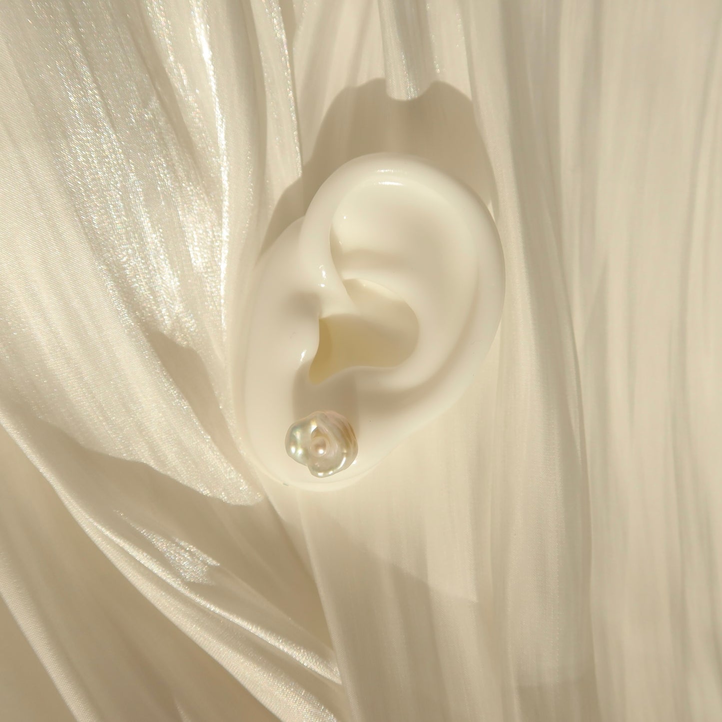 Clara Keshi Pearl Earrings