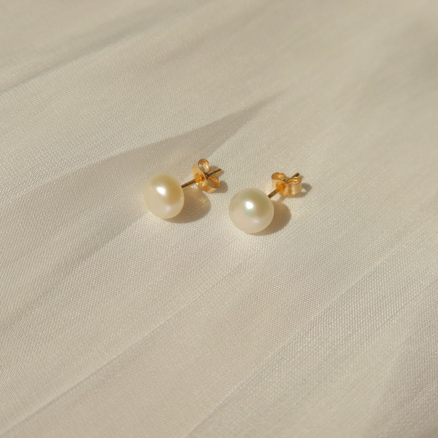 Pearl Studs