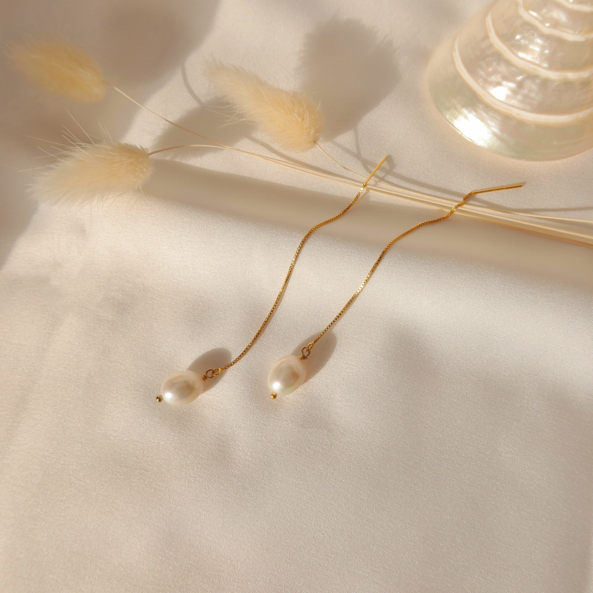 Cécile Pearl Threader Earrings - 14k gold filled, image size:1920x1920