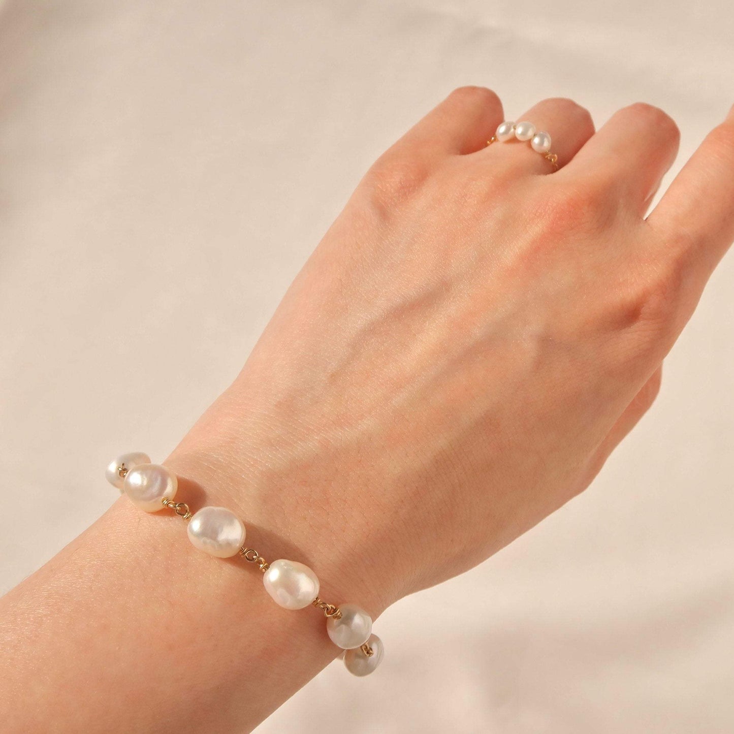 Chunky Baroque Pearl Bracelet