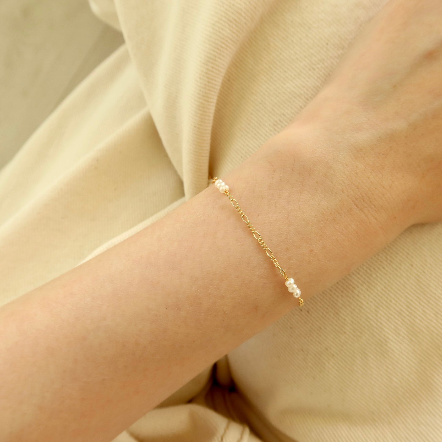 Lucie Pearl Bracelet