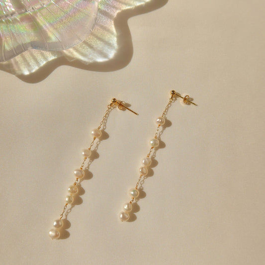 Raindrop Pearl Earrings