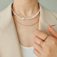 Load image into Gallery viewer, Ivory Pearl Necklaces
