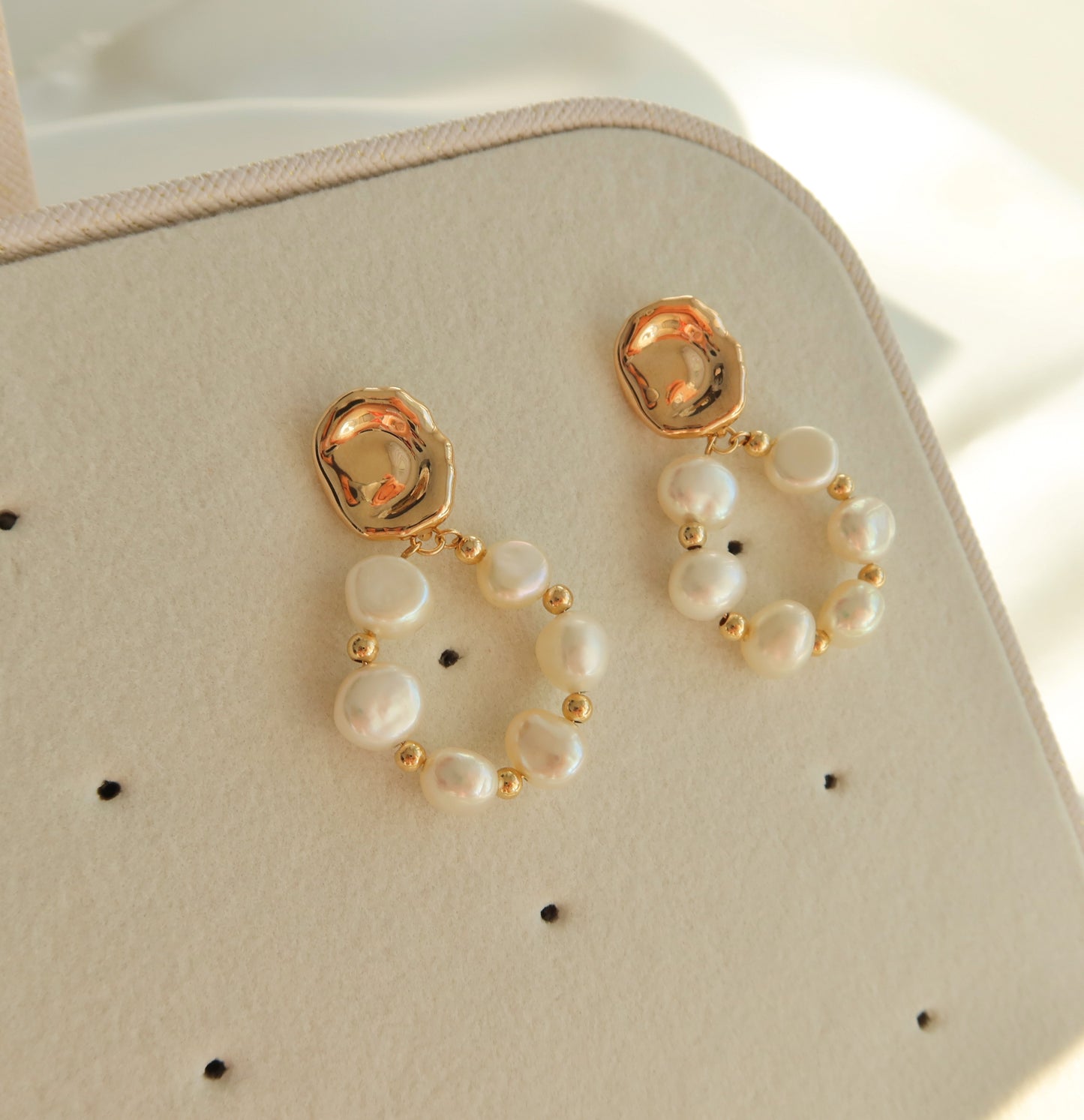 Perla Earrings