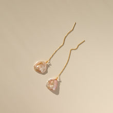 Load image into Gallery viewer, Pétale Pearl Earrings
