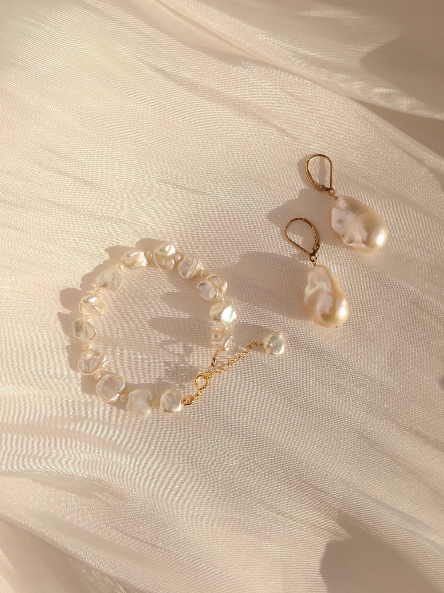 Chloé Baroque Pearl Earrings